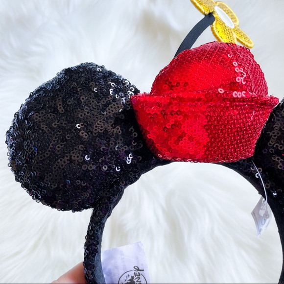 🎉SOLD🎉 NWT Disney Parks Minnie Mouse Sequined Flower Pot Hat Mickey Ears - Picture 3 of 4